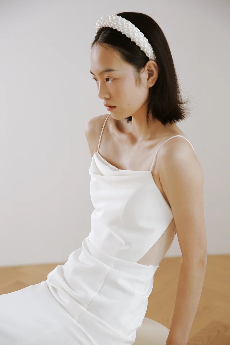 花嫁用 手作りパール付きメッシュスポンジヘアバンド：生花デザインの実用性とコストパフォーマンスを検証