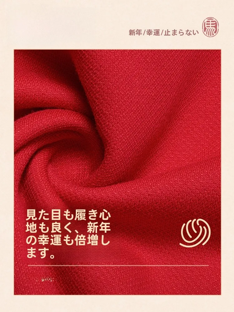 40代の女性が選ぶパーカーは、本当に「色」で決まる？