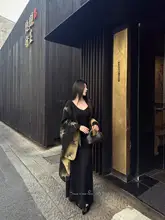 文芸的なレトロデザインのケープショール【女性用・暖かい風合い・旅行用】