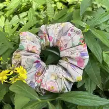 英国製コットンファブリックヘアゴム【春夏用・手作り・花飾り付き】