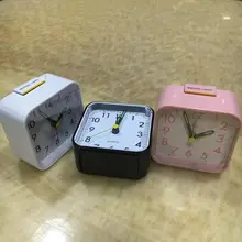 学生用アラームクロック【石英時計・スヌーズ機能・夜光・四角形デザイン】