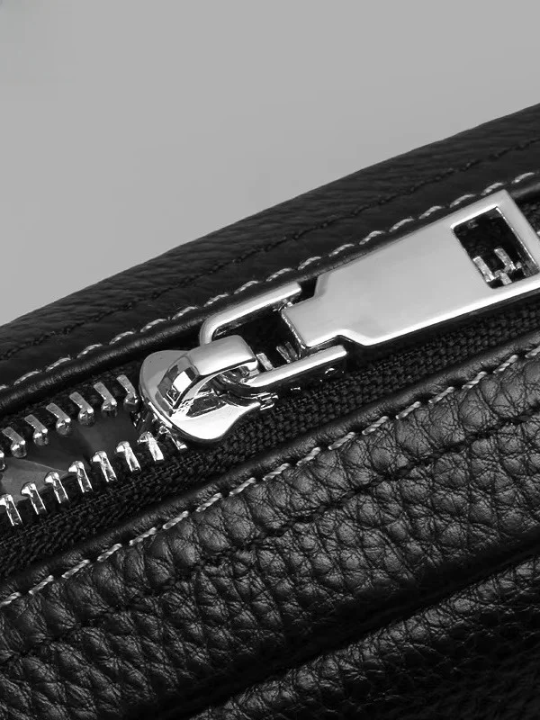 ミニトートバッグ メンズ 革 で通勤に不安を感じるなら、これが解決策？