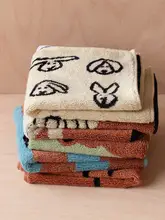 可愛いデザインの純綿ハンドタオル【厚手・柔らかく吸水性抜群・赤ちゃん用】