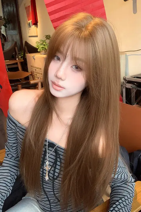 ロリータ風ロングウィッグ【若返り効果・フルヘッドタイプ・魅力的な雰囲気】