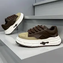 厚底デザインの本革メンズスニーカー【極上の柔らかさ・カジュアル・多用途】