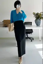 シンプルなブラックロングスカート【スリムフィット・スリット入り・通勤用】