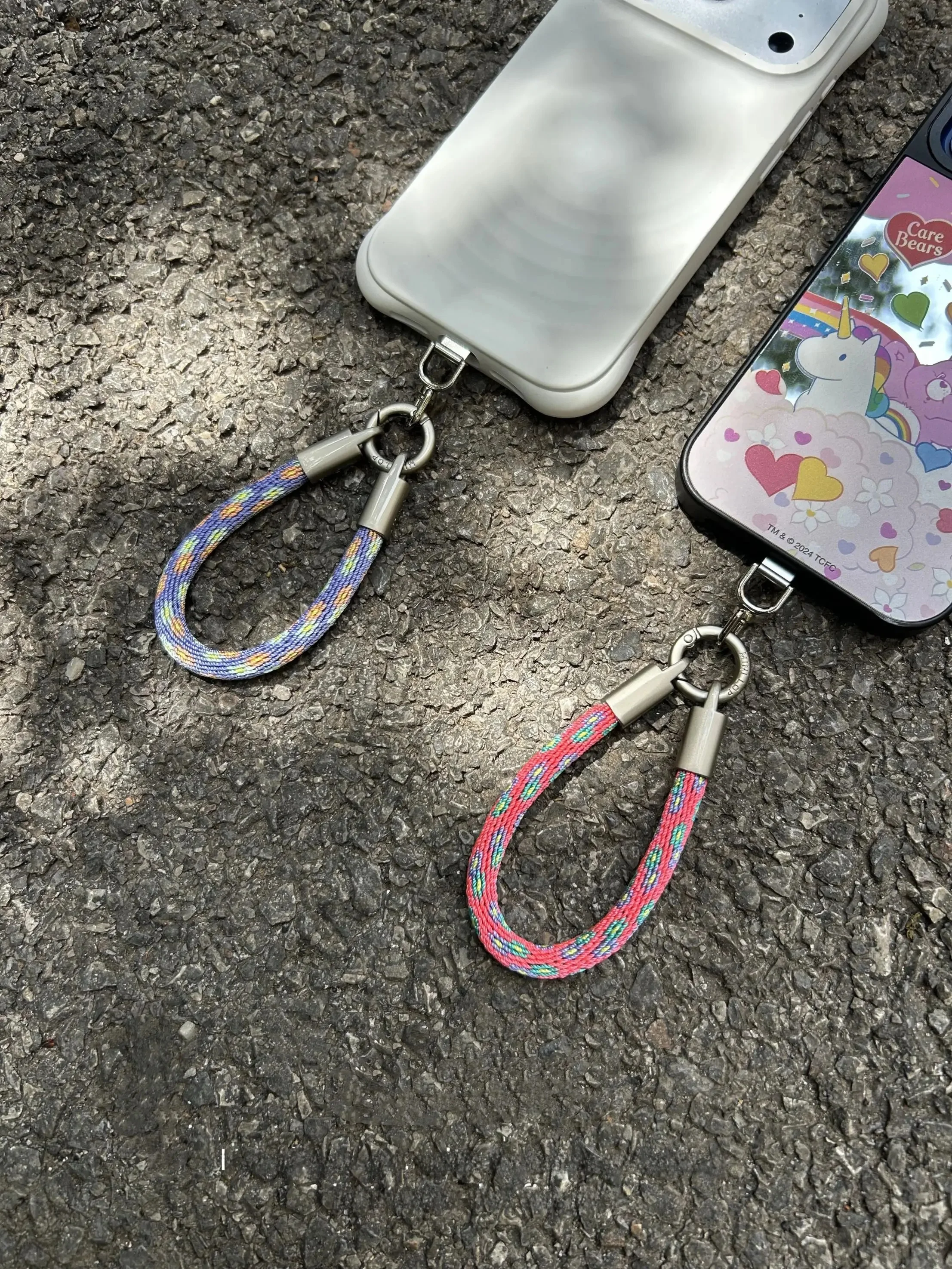 女性人気キーケースで失敗しない選び方は？手作りの心を込めた小さなアイテムが、日常を彩る