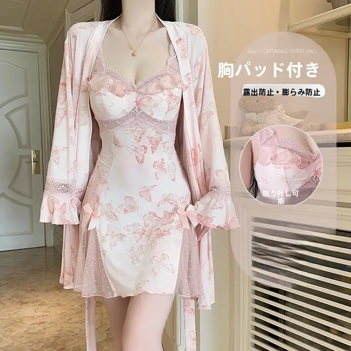 魅惑的なデザインの春秋用サテンワンピース【リボン付き・レースガウン・ルームウェア】