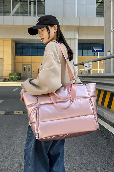 大容量トートバッグ【肩掛け・旅行用・カジュアルデザイン】
