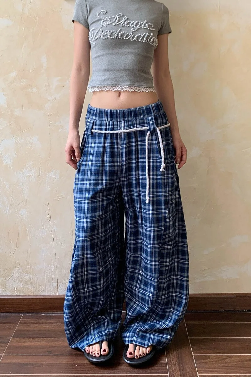 レトロチェック柄のカジュアルパンツ【女性用・ストリートスタイル・ワイドレッグ・ゆったり・スリム効果】（セットアップ対応）