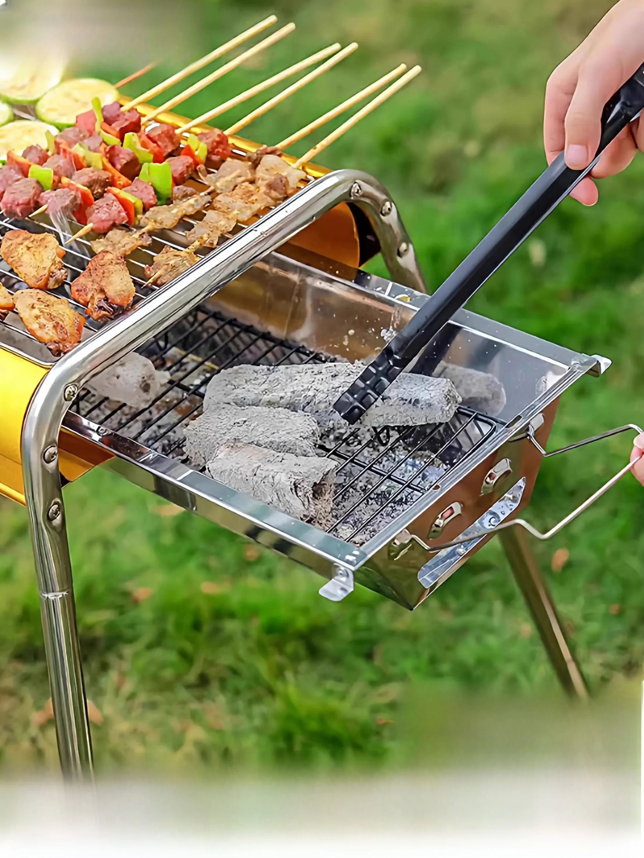 家庭用折りたたみ式ポータブル炭焼きグリル：屋外無煙バーベキューに最適な設置と使い方