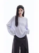 した雰囲気のグリーン長袖Tシャツ【軽やかで通気性抜群・UVカット・女性用】