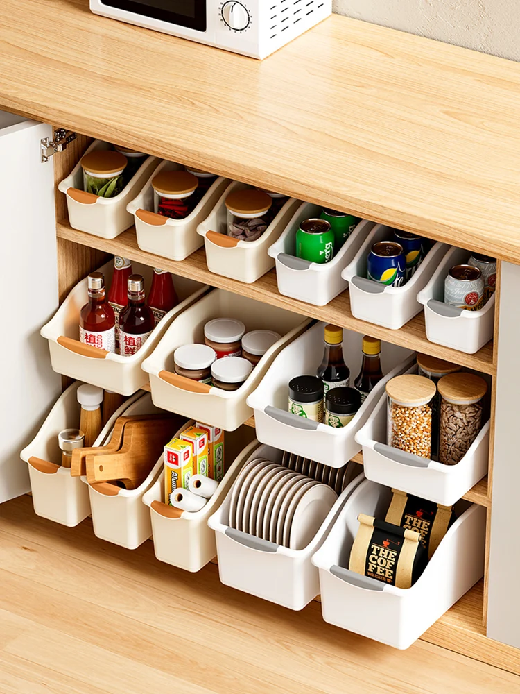 キッチンの調理器具を収納するとき、どうやって選ぶべきか？