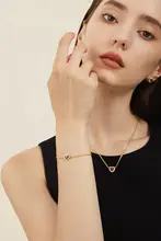 ブレスレット レディース ハート ストーン レッド 高級感 繊細 ギフト 「Onchic」