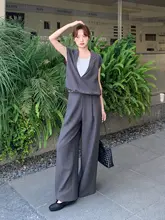 灰色のした高級感漂う韓国風コーディネート（セットアップ対応）