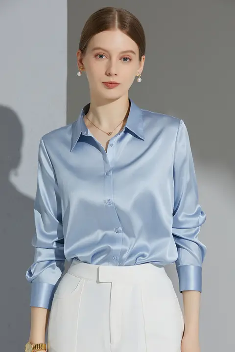 上質なシルクサテン長袖ブラウス【ブルー・女性用】