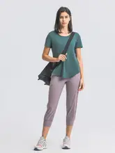快適な着心地！透湿性のあるラウンドネックTシャツ【ヨガ・ランニング用・短袖・ゆったりフィット】