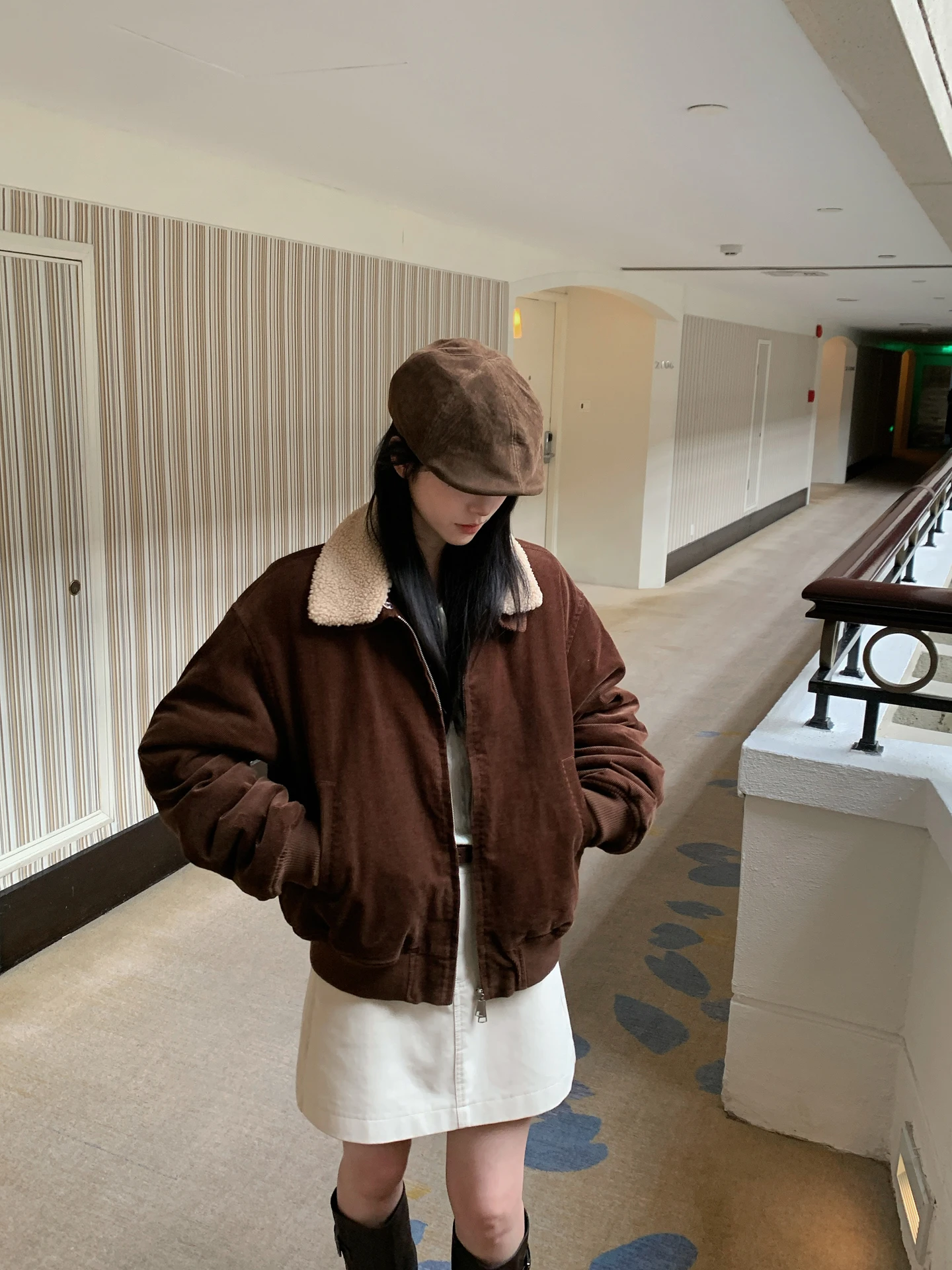 冬のジャケットコーデで失敗しない方法は？カジュアルなヴィンテージ風コーデュロイジャケットが解決する理由