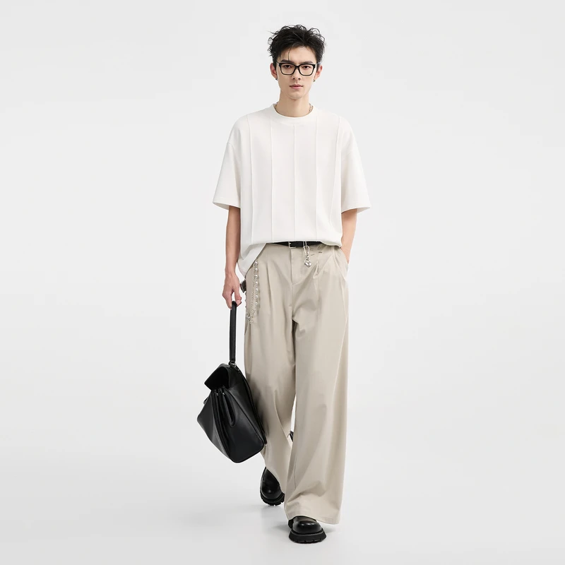 カットオフTシャツを選ぶべきタイミングは？30代男性が実際の生活で気づいたこと