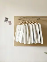 春にぴったりの優しい雰囲気の重ね着用キャミソールとゆったりしたドットシャツ（セットアップ対応）