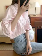 上品な印象の淡いピンクのシャツ【綿100%・リバースカラー】