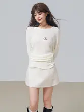 スラントショルダーのリブニットトップス【女性用・ボディラインにフィット・秋冬用】