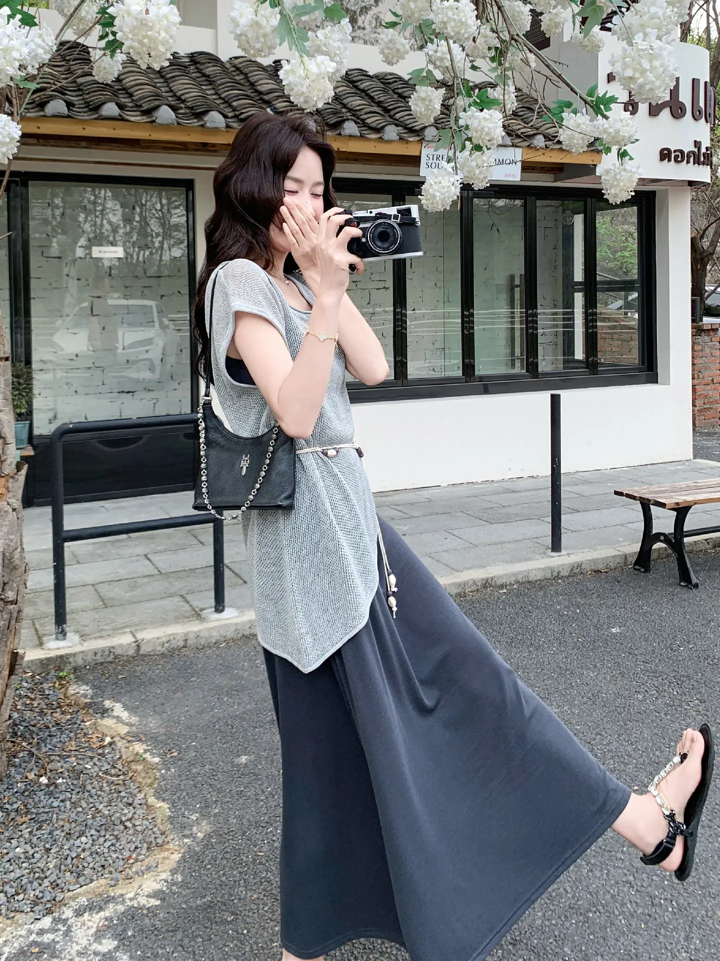 メッシュワンピースのコーデで失敗しない方法は？