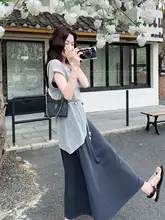 深いグレーの透かし編みカーディガンとキャミソールの組み合わせワンピース【夏用・シルエット強調】（セットアップ対応）