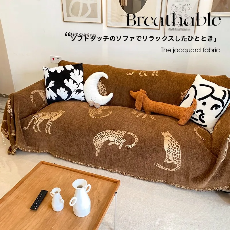 もこもこソファーカバー：高級感漂うデザインで四季通用の雪尼尔カバー