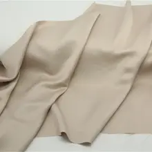 シャンパンベージュサテン生地【ドレス・キャミソール用・光沢感あり】