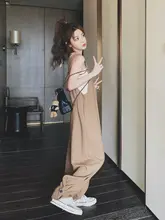 カーキ色の高級感あるサスペンダー付きオールインワンパンツ【春夏用・フィット・女性用】（セットアップ対応）