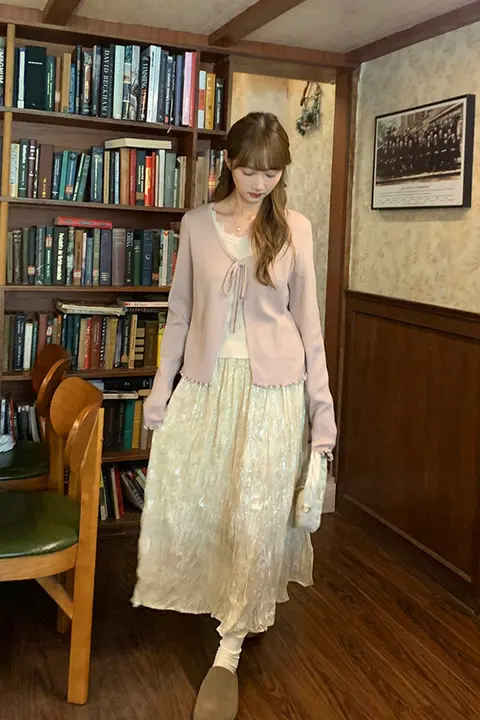 甘くて感のあるニットトップス【レトロデザイン・女性用・重ね着対応】（セットアップ対応）