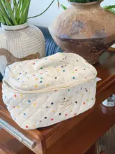 極上の柔らかさ！キルティングコットン手持ち化粧ポーチ【大容量・洗面用にも最適】