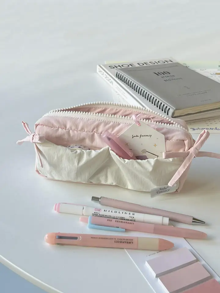 ペンケース 大容量 トースト型 雲モチーフ かわいい おしゃれ 女子用 文房具 「SodaFantasy」