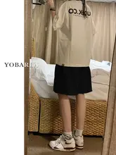 女性用 黒のカジュアルワイドレッグスポーツショートパンツ【薄手・夏用・ルーズフィット・ハーフレングス】