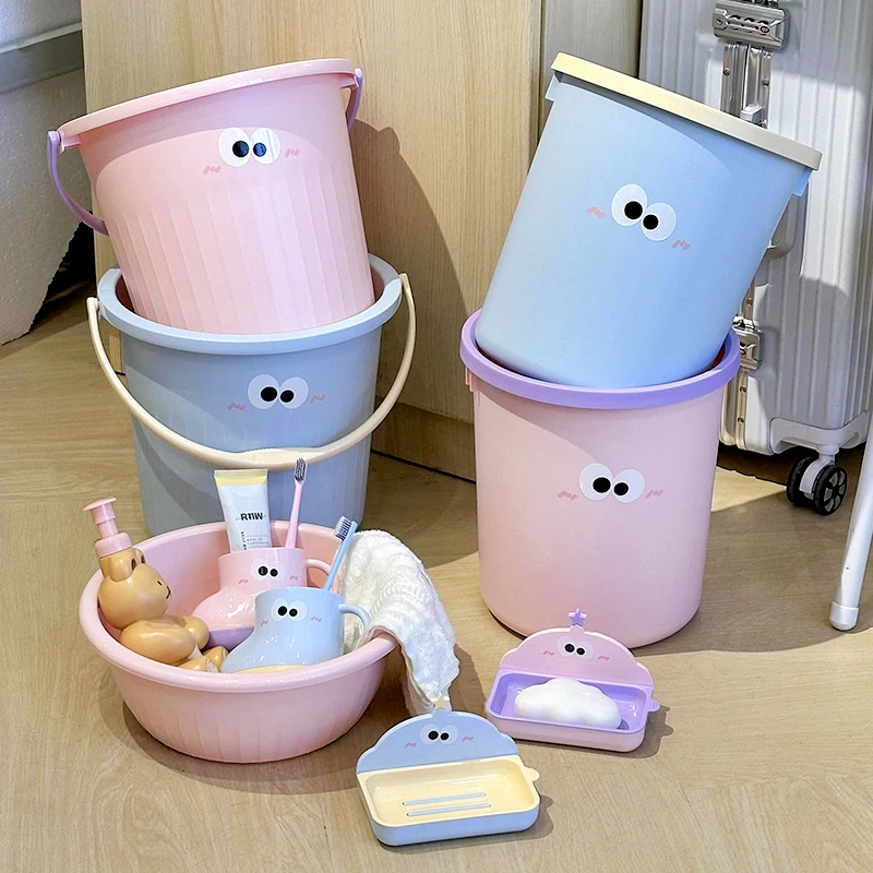 ゴミ箱 両開きは本当に必要？学生時代の寝室で出会った「おしゃれなダストボックス」の本当の価値とは