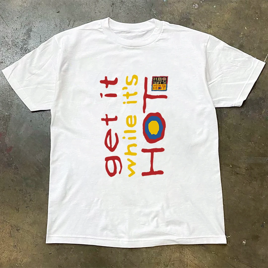 手描き風レタープリントTシャツ：ハンドメイド注意書き印刷の実用性とデザイン特性