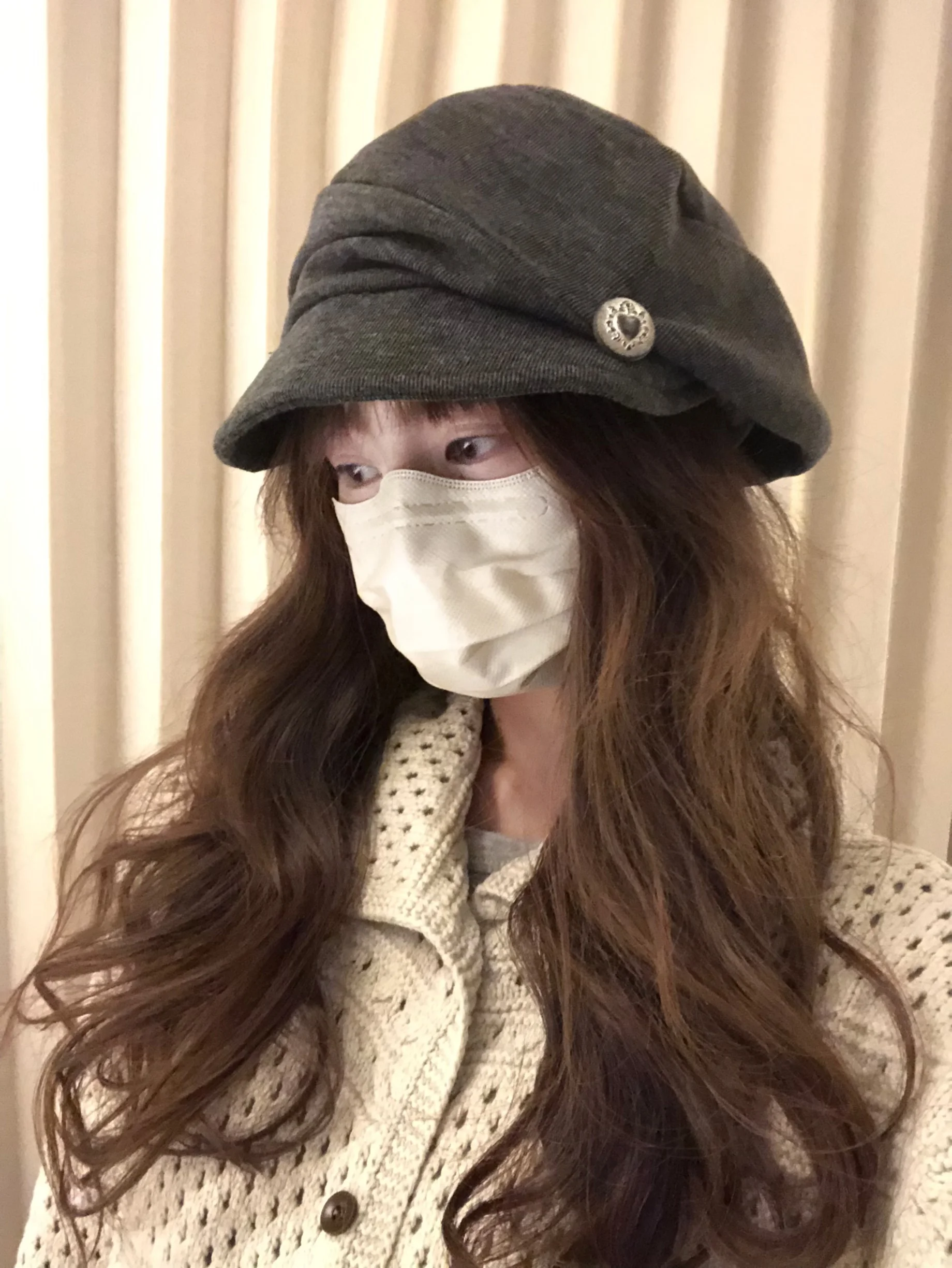 おばさん帽子はどう選ぶ？レトロなプリーツハンチングが通勤・秋の日常を彩る理由