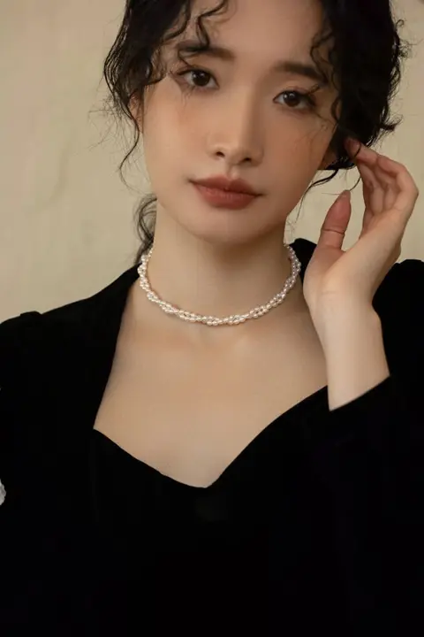 二重重ね付けパールネックレス【高級感・デコルテラインにフィット】