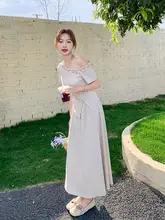 ボヘミアンスタイルの夏用女性向けオフショルダーウエストシェイプトップスとスカート（セットアップ対応）