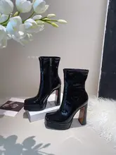 黒の厚底ヒールショートブーツ【防水・尖ったトゥ・冬季用・女性用】