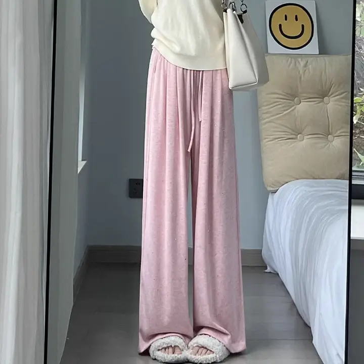ラメ入りの緩やかなワイドレッグパンツ【高腰・ストレート・秋用・ドレープ感あり】（セットアップ対応）