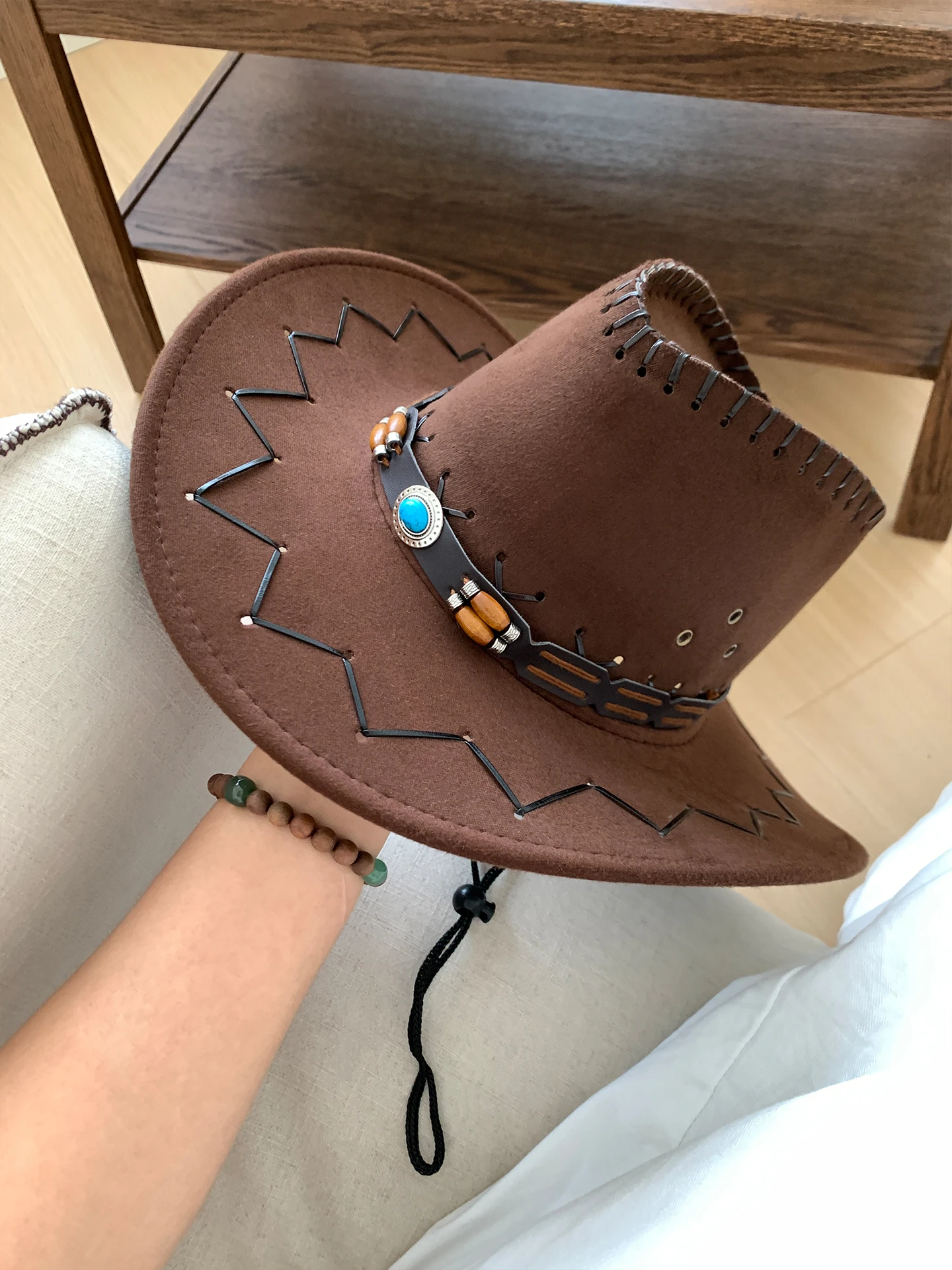 hard west にふさわしいウエスタンスタイルのハットは、どう選ぶ？