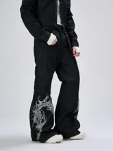 印花装飾デザインのデニムパンツ【微喇ジーンズ・カジュアルスタイル】