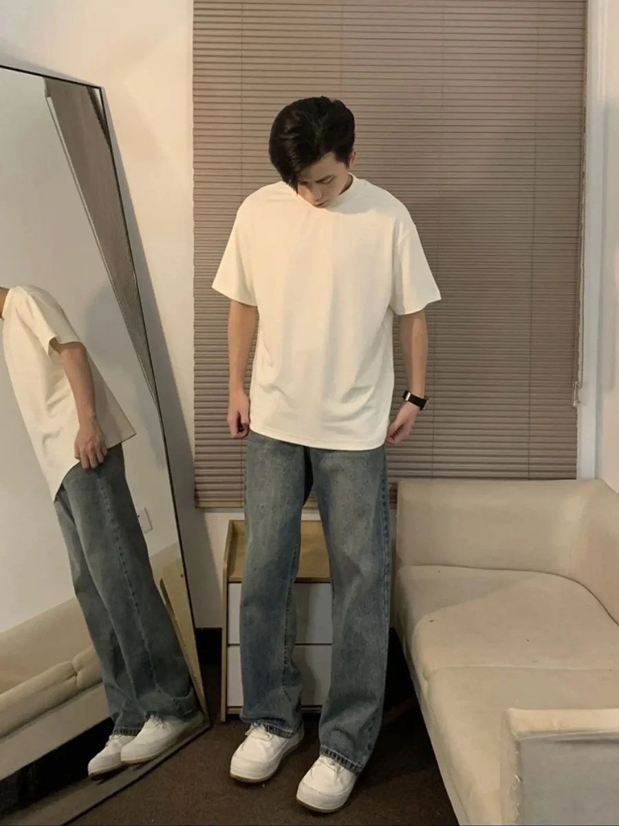 黒Tシャツコーデメンズはどう着る？シンプルな1着でカジュアルからフォーマルまでつなげる