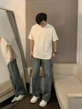 シンプルなデザインの黒いメンズTシャツ【クリーンフィット・半袖】