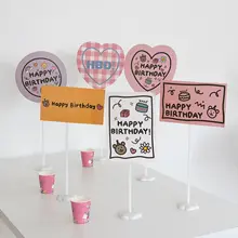 ハートと小花の壁飾りカード【お誕生日お祝い・韓国風インテリア】