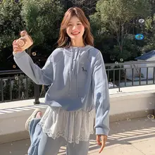 ブルーのレース風トップスとワイドパンツの上下セット【カジュアル・秋向け・リラクシング】（セットアップ対応）