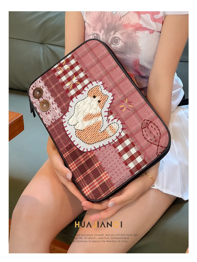 14インチ ノートパソコン ケースは、おしゃれで衝撃吸収がしっかりしているものを選ぶべき？