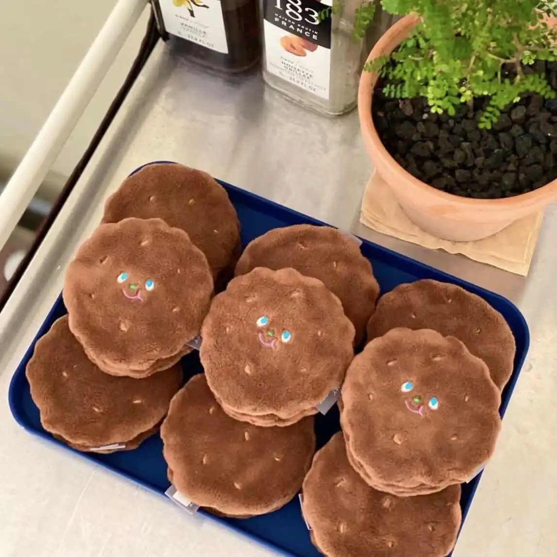 犬用おもちゃ【クッキー型・おやつ隠し・音が出る】：クリスマスプレゼントとしての実用性と使い方
